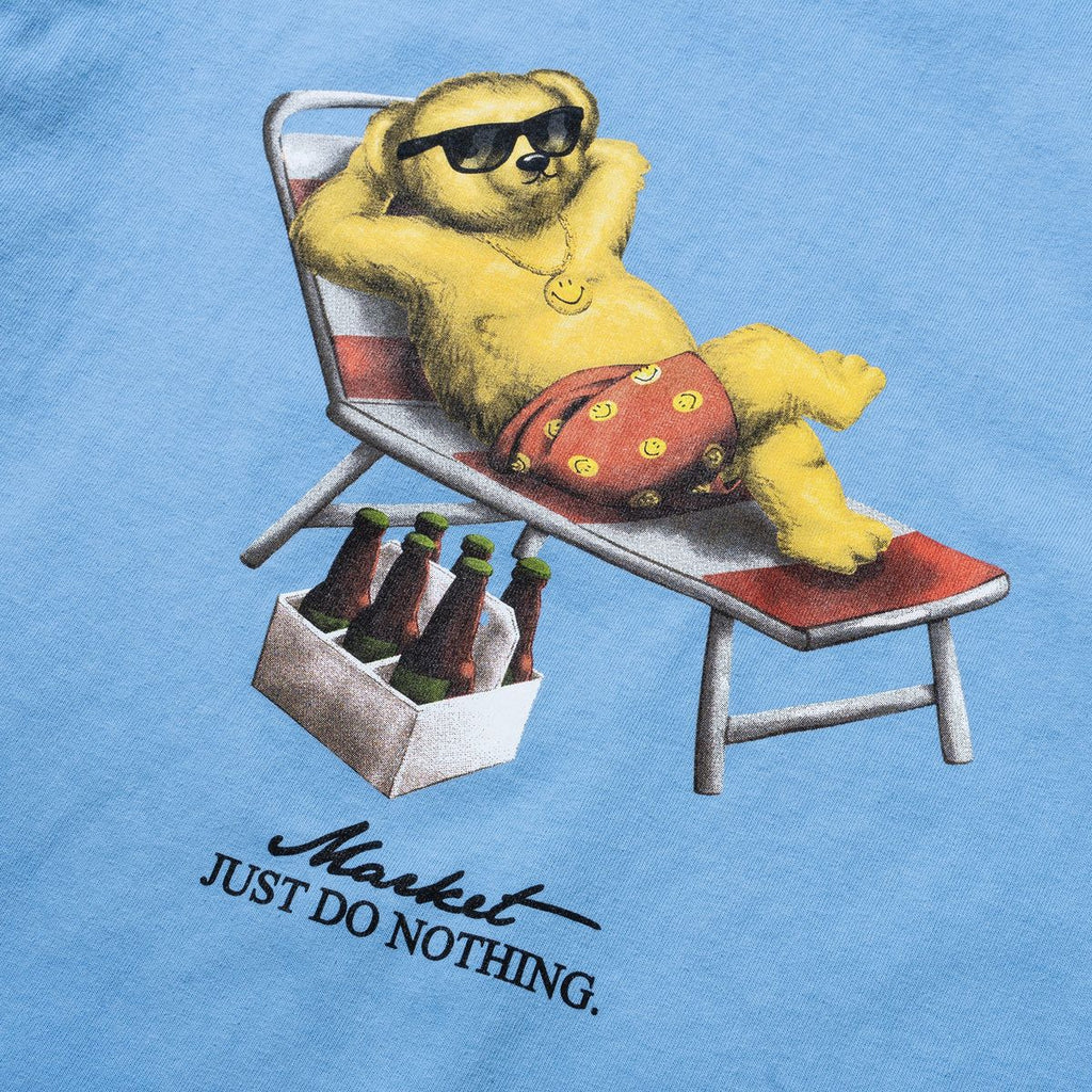 Market Smiley Bearly A Care Tee