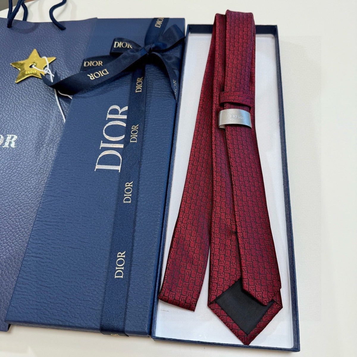 Dior Style Men's Textured Silk Tie