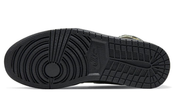 Air Jordan 1 Mid SE 'Black Gold Patent Leather' 852542-007