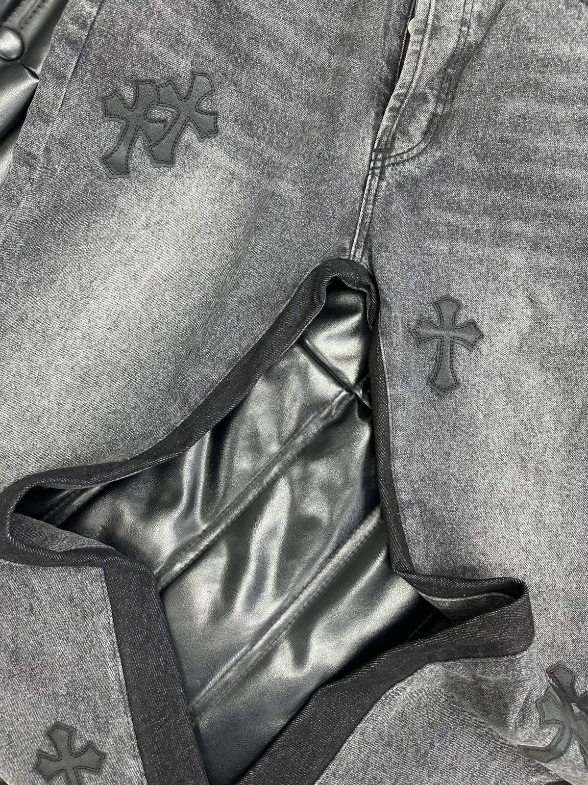 Chrome Hearts Pants 8102