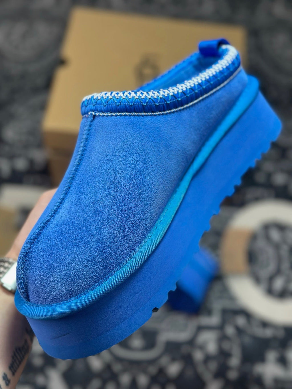 UGG Tazz Platform Snow Boots