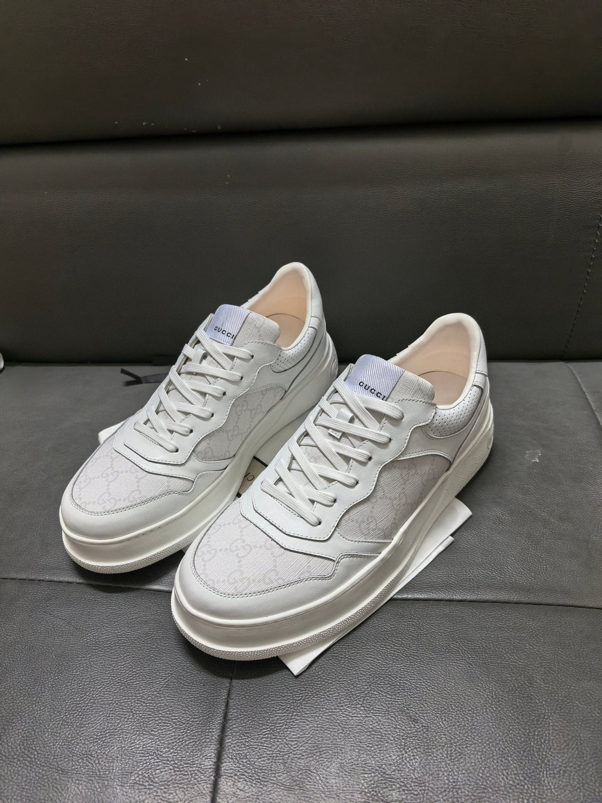 Gucci Men's Light Gray and White Sneakers
